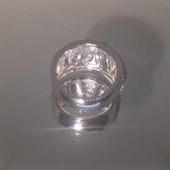 Silver Teal & Green Iridescent Enamel Ring Size 6.5. - Picture 3 of 3